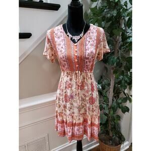 Violet Skies Women's Beige Floral Rayon V-Neck Short Sleeve Knee Length Dress M